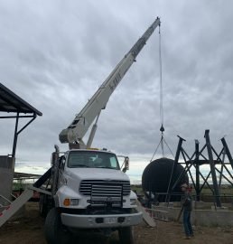 Montaje de estructuras con grúa